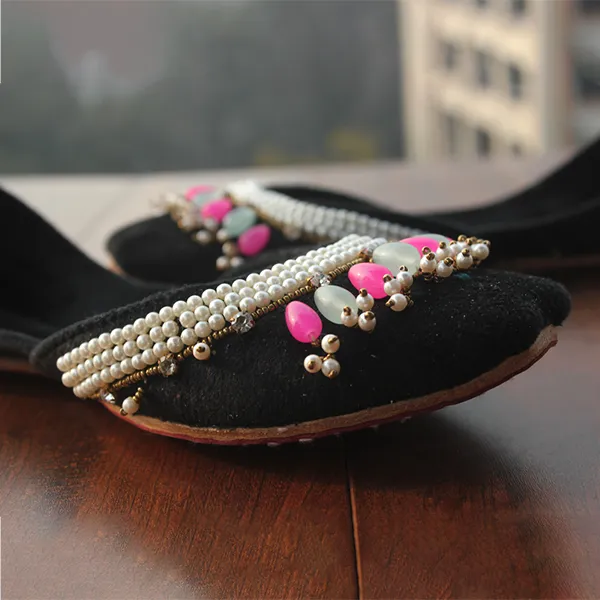 Black Fancy Khussa for girls