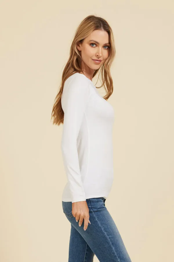 Majestic Long Sleeve Viscose Crewneck in Blanc