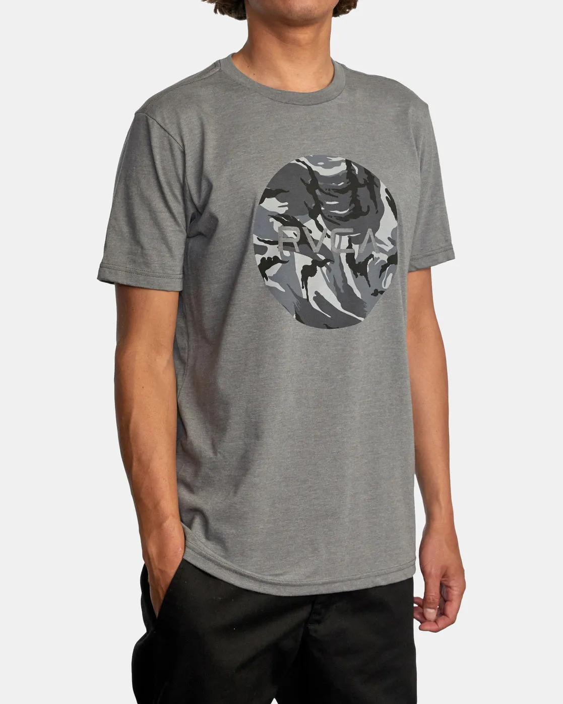 Motots Tee - Grey Noise