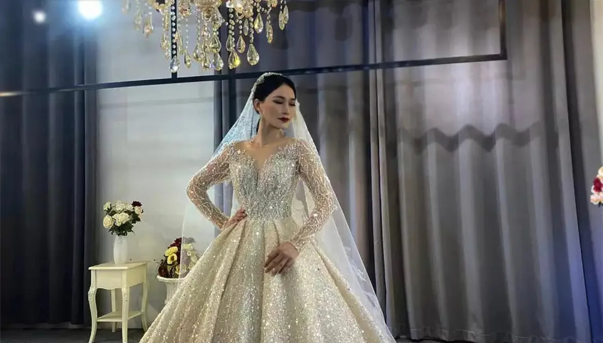 New Luxury Full Beading Wedding Gown